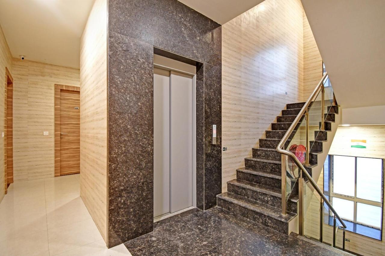 Super Townhouse Hotel All In One Near City Centre Salt Lake Salt Lake City Extérieur photo