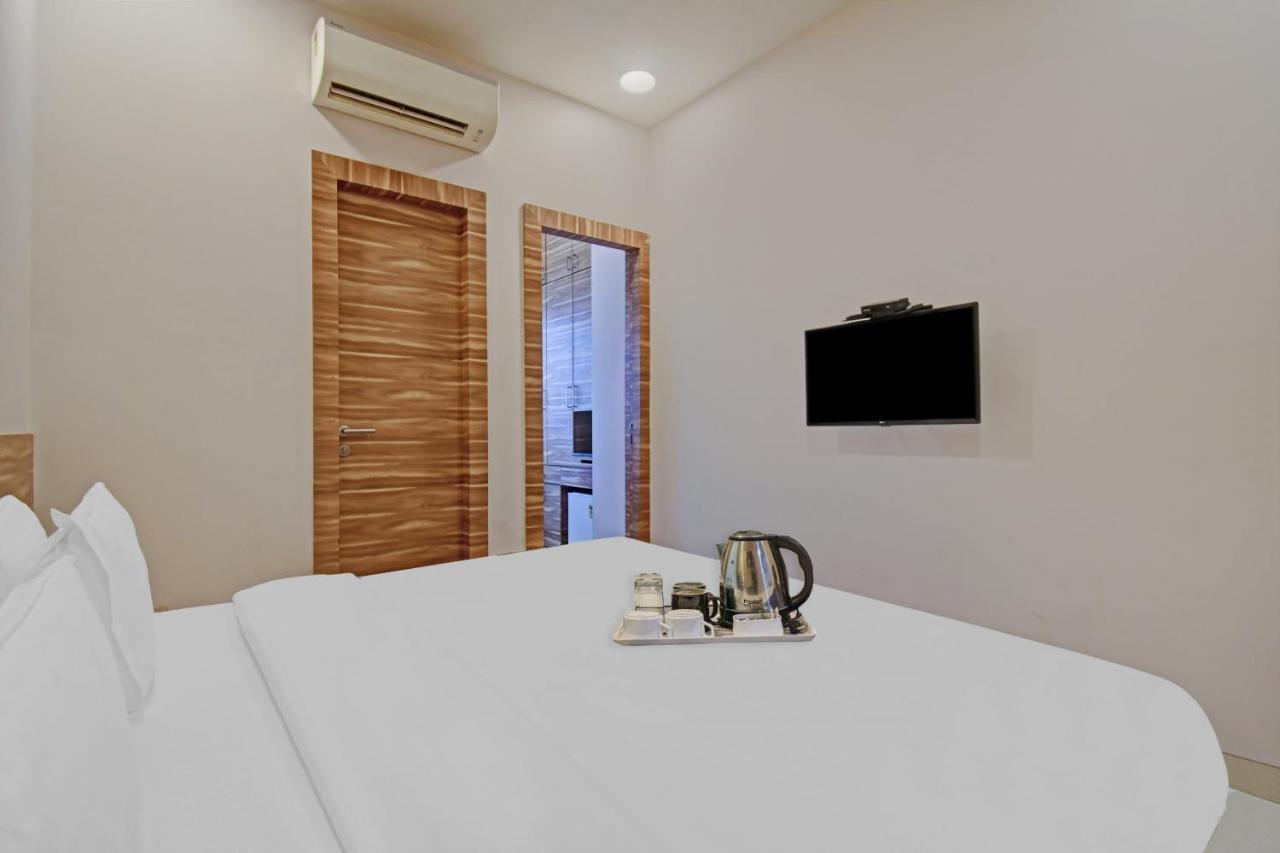 Super Townhouse Hotel All In One Near City Centre Salt Lake Salt Lake City Extérieur photo