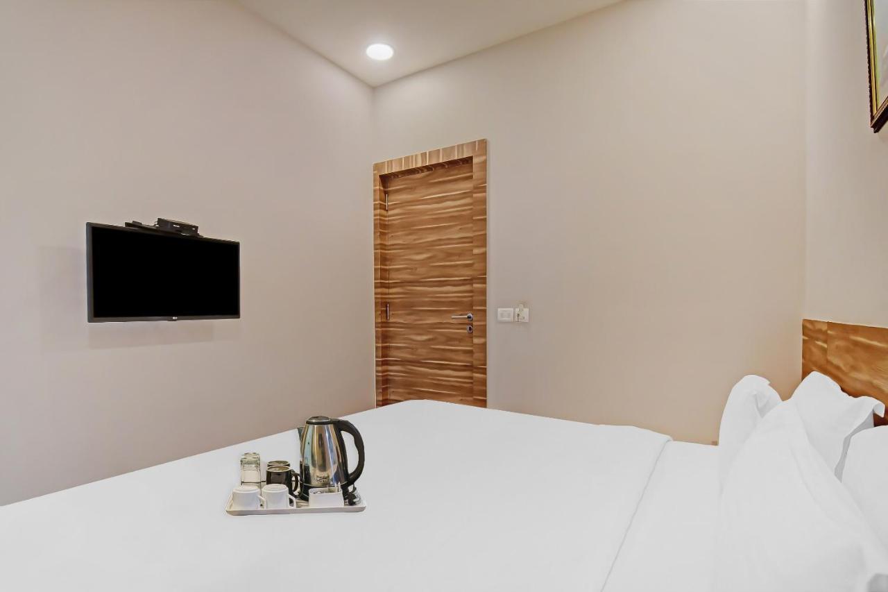 Super Townhouse Hotel All In One Near City Centre Salt Lake Salt Lake City Extérieur photo