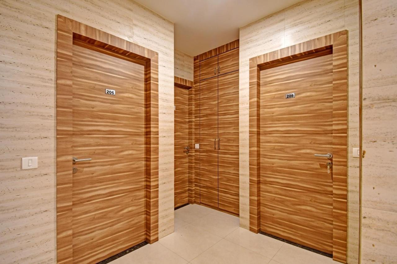 Super Townhouse Hotel All In One Near City Centre Salt Lake Salt Lake City Extérieur photo