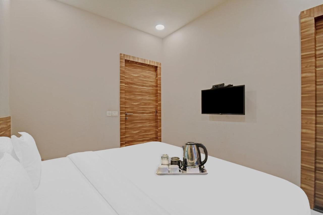 Super Townhouse Hotel All In One Near City Centre Salt Lake Salt Lake City Extérieur photo