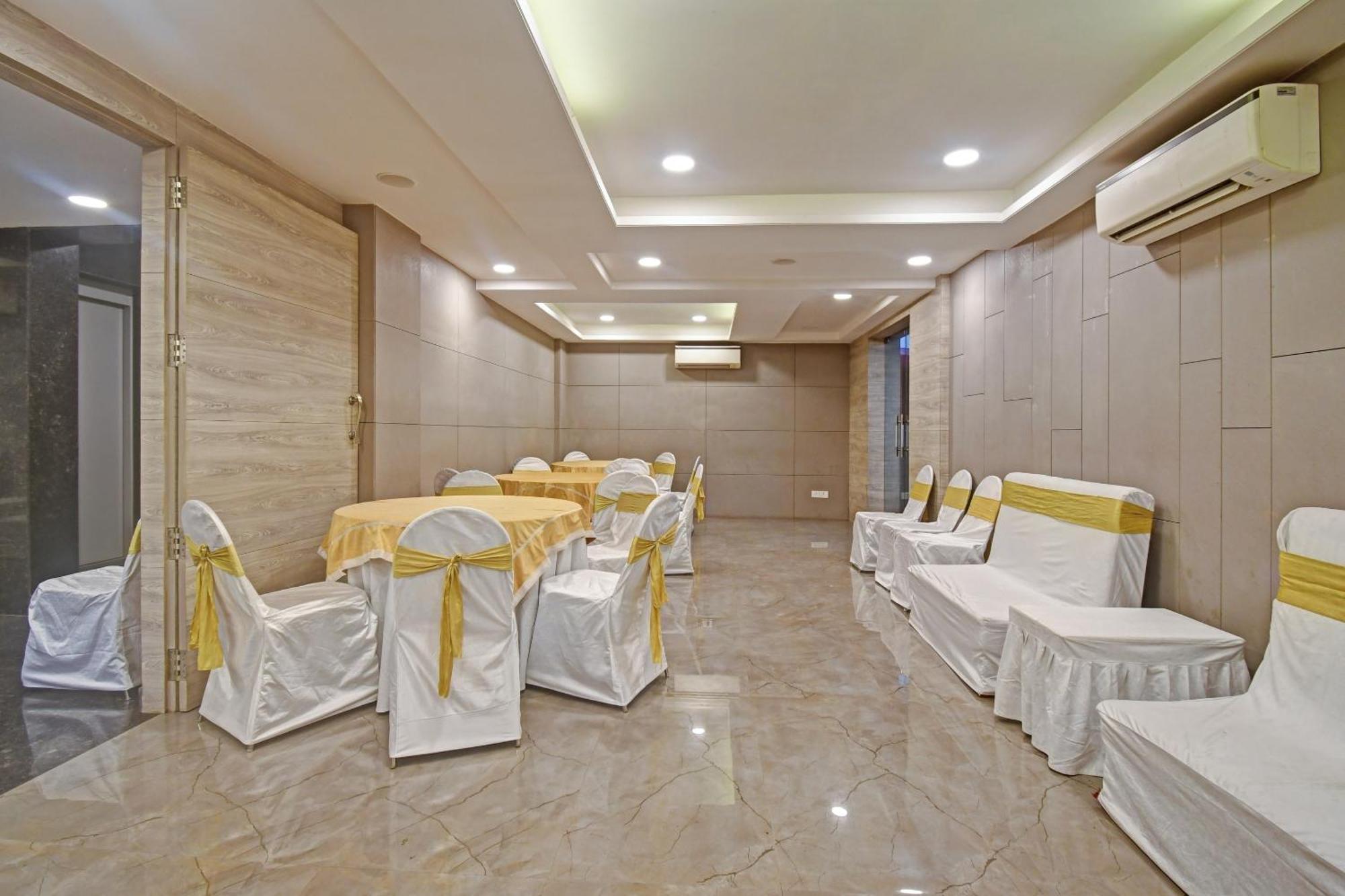 Super Townhouse Hotel All In One Near City Centre Salt Lake Salt Lake City Extérieur photo