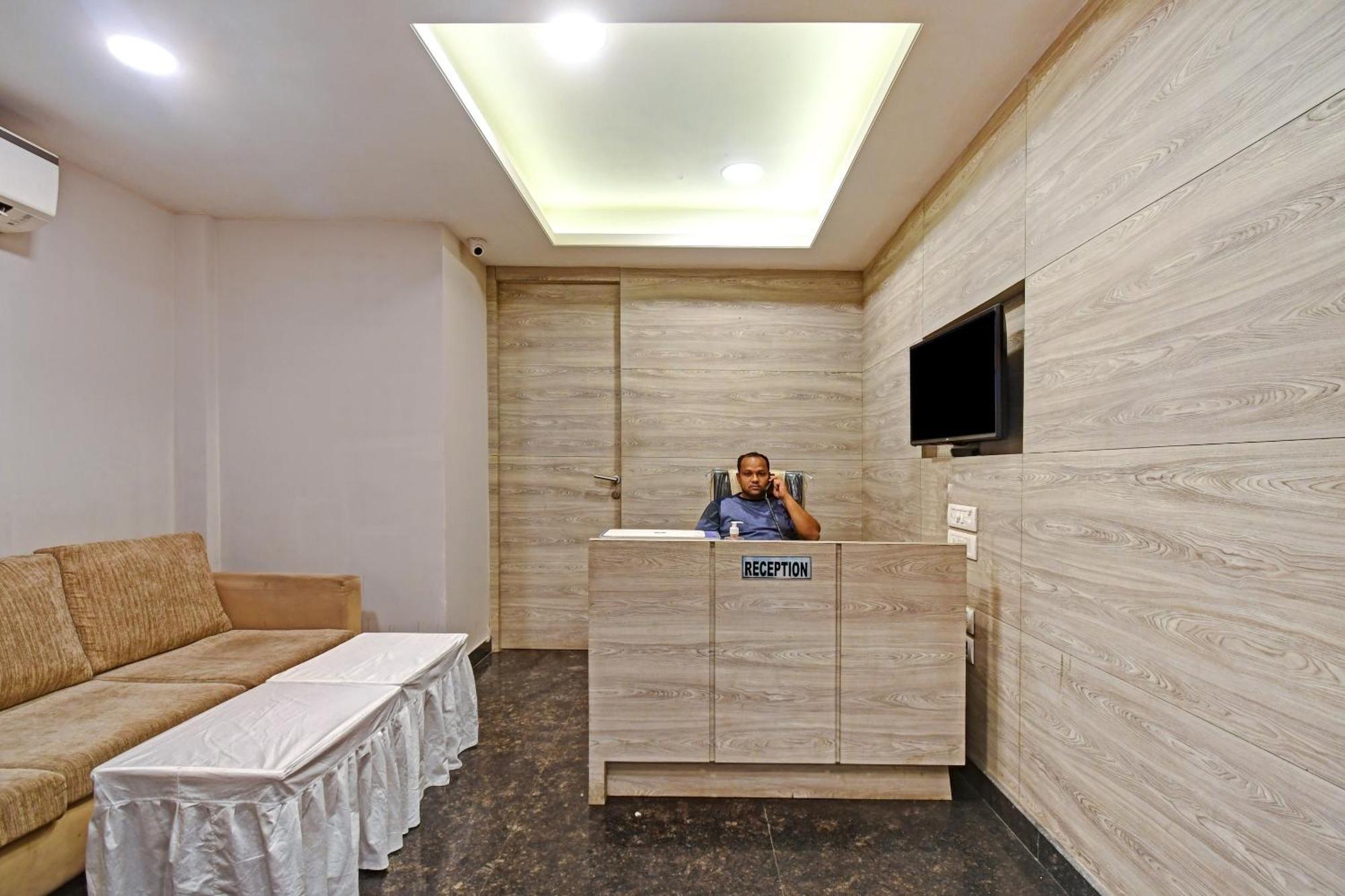 Super Townhouse Hotel All In One Near City Centre Salt Lake Salt Lake City Extérieur photo