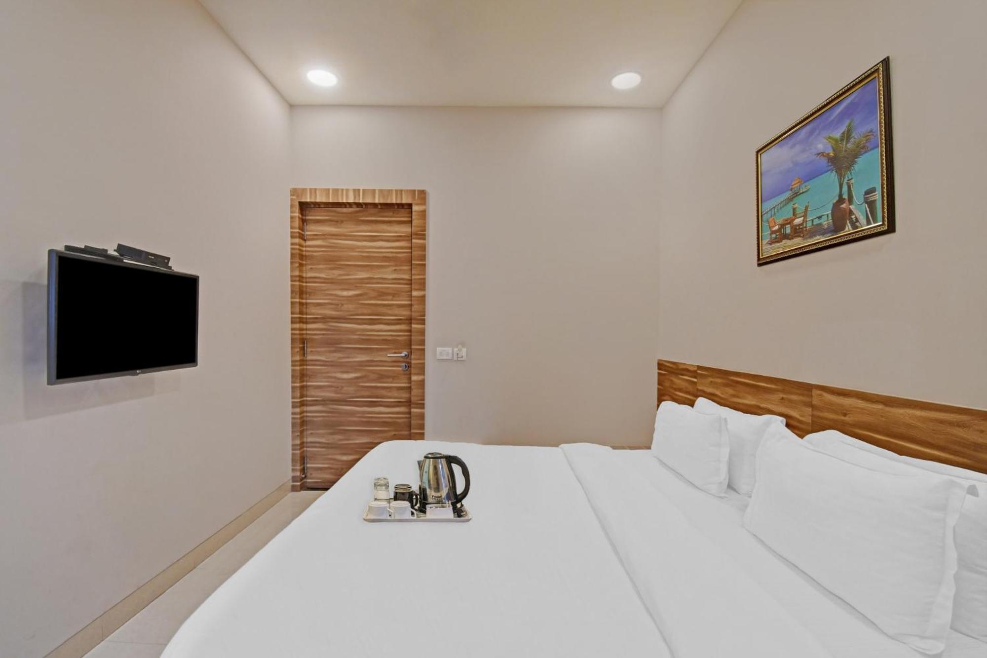 Super Townhouse Hotel All In One Near City Centre Salt Lake Salt Lake City Extérieur photo